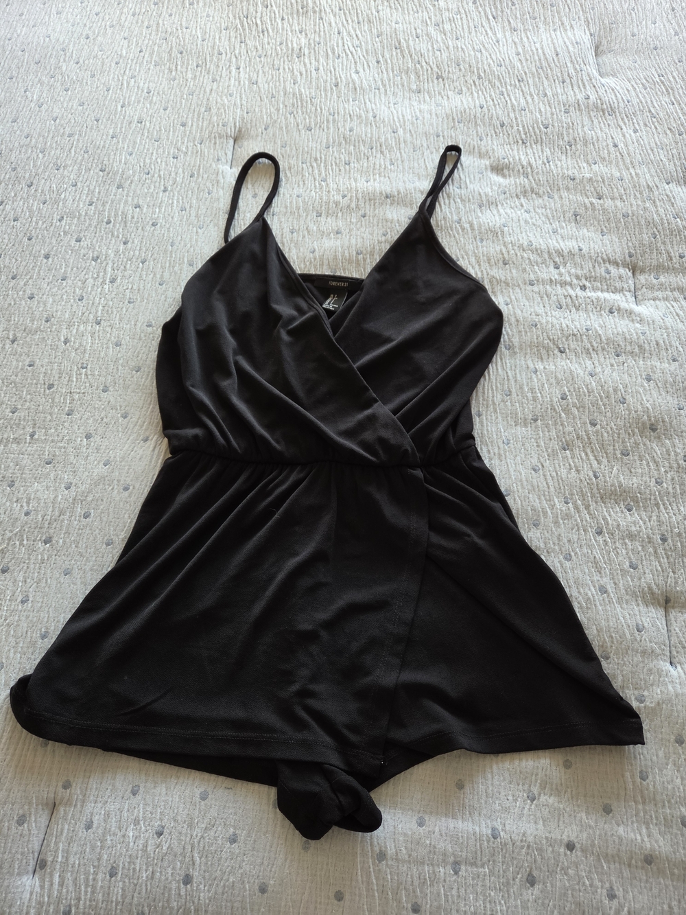 Forever 21 Black Sleeveless Surplice Wrap Style Romper Shorts Small
